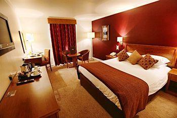 Hotel Crown Chertsey