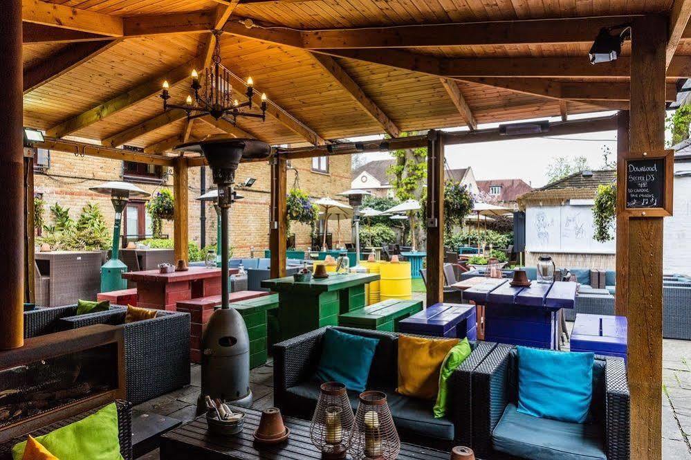 Crown Hotel Chertsey