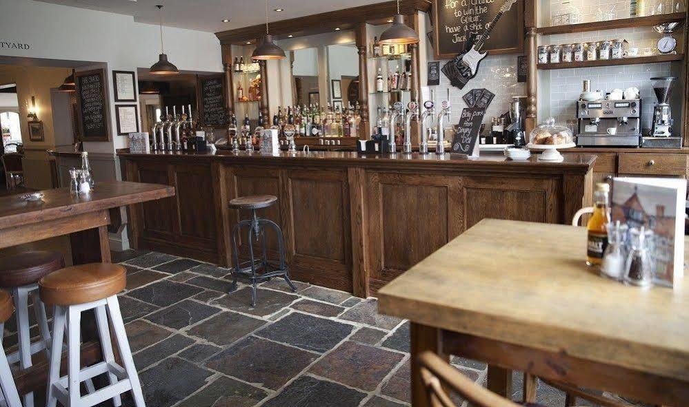 Crown Chertsey